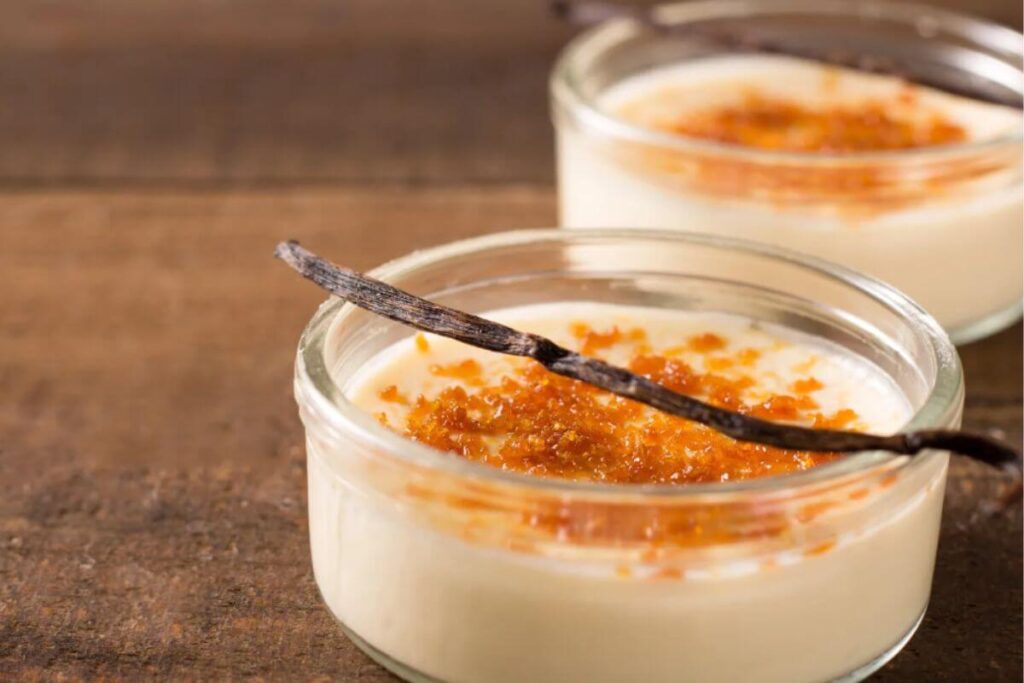 Présentation service crème brûlée